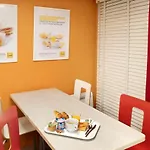Merogis - Ex Premiere Classe Merogis Отель Флёри-Мерожис