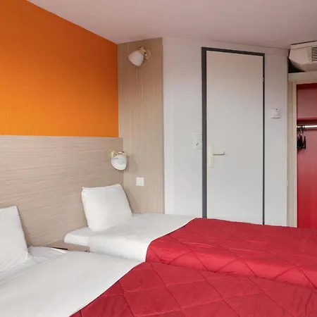 Merogis - Ex Premiere Classe Merogis Hotel Fleury-Mérogis